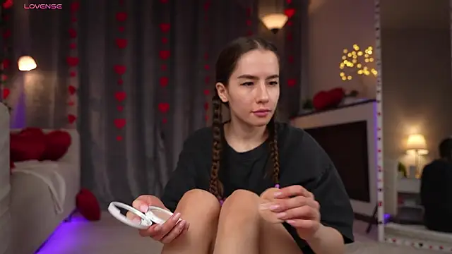 Amely Young online show from 02-14-26, 02:08