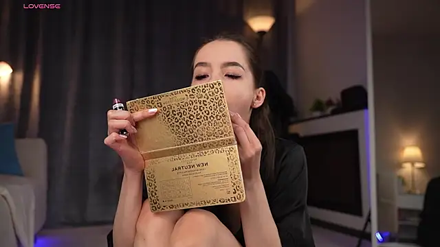 Amely Young online show from 03-05-26, 01:23