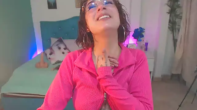 Snapshot of Cinthya-Gomez6 chatting on 03-03-25, 06:01 Cinthya-Gomez6 online show from 03-03-25, 06:01