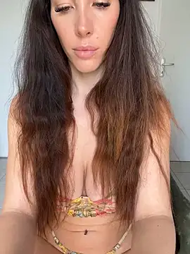 Eyline online show from 03-01-25, 01:51