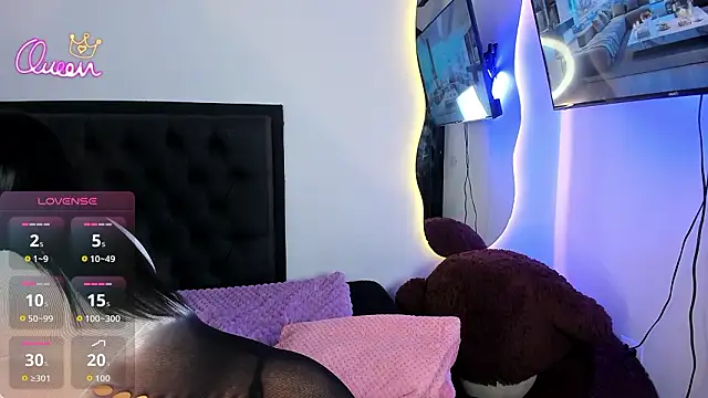 Maryonthemoon online show from 03-24-26, 01:10