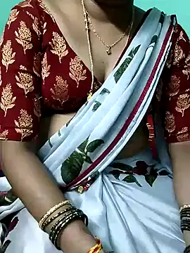 Snapshot of kasmika_kasmika chatting on 12-05-24, 04:23 kasmika kasmika online show from 12-05-24, 04:23