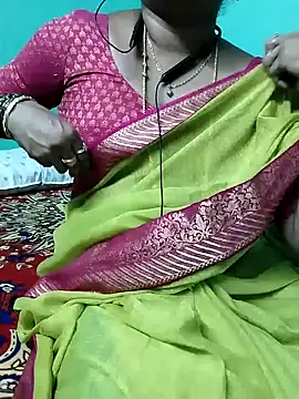 Snapshot of kasmika_kasmika chatting on 12-17-24, 04:43 kasmika kasmika online show from 12-17-24, 04:43