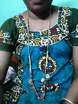 Snapshot of kasmika_kasmika chatting on 12-18-24, 09:18 kasmika kasmika online show from 12-18-24, 09:18