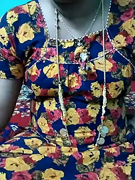 Snapshot of kasmika_kasmika chatting on 12-20-24, 08:23 kasmika kasmika online show from 12-20-24, 08:23