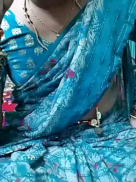 Snapshot of kasmika_kasmika chatting on 12-22-24, 10:38 kasmika kasmika online show from 12-22-24, 10:38