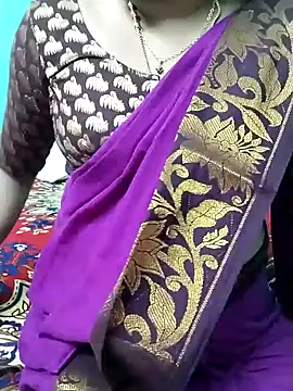 Snapshot of kasmika_kasmika chatting on 12-25-24, 07:24 kasmika kasmika online show from 12-25-24, 07:24