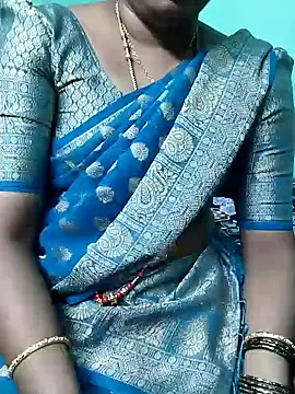 Snapshot of kasmika_kasmika chatting on 01-01-25, 05:00 kasmika kasmika online show from 01-01-25, 05:00