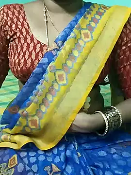 Snapshot of kasmika_kasmika chatting on 01-11-25, 03:42 kasmika kasmika online show from 01-11-25, 03:42