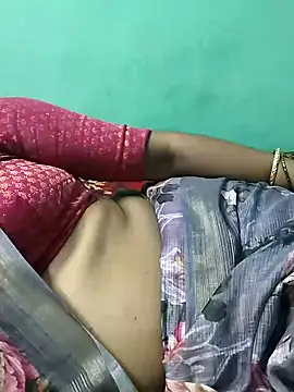 Snapshot of kasmika_kasmika chatting on 01-23-25, 06:35 kasmika kasmika online show from 01-23-25, 06:35