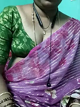 Snapshot of kasmika_kasmika chatting on 02-08-25, 04:36 kasmika kasmika online show from 02-08-25, 04:36