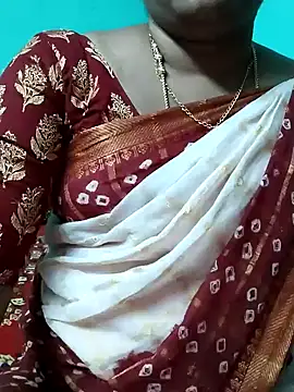 Snapshot of kasmika_kasmika chatting on 02-10-25, 03:32 kasmika kasmika online show from 02-10-25, 03:32