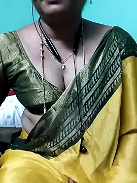 Snapshot of kasmika_kasmika chatting on 02-11-25, 06:33 kasmika kasmika online show from 02-11-25, 06:33