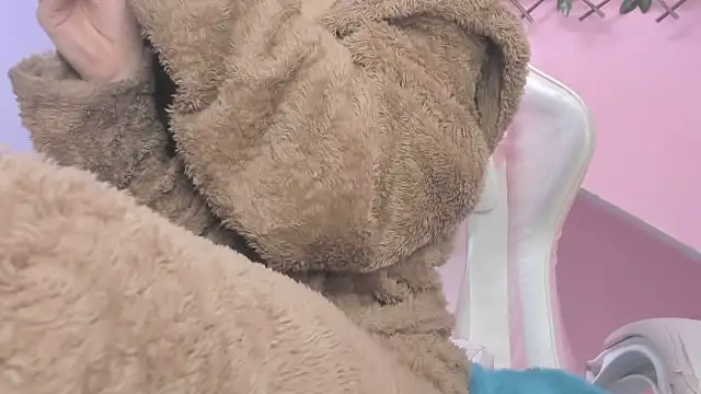 Snapshot of meribeth303av chatting on 12-24-24, 02:54 meribeth303av online show from 12-24-24, 02:54