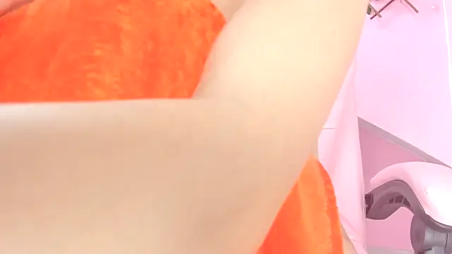 Snapshot of meribeth303av chatting on 03-04-25, 01:55 meribeth303av online show from 03-04-25, 01:55