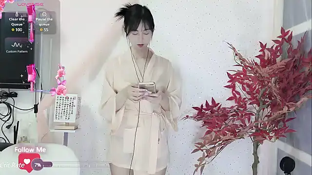 Snapshot of Lisa-s chatting on 02-26-25, 01:52 Lisa-s online show from 02-26-25, 01:52