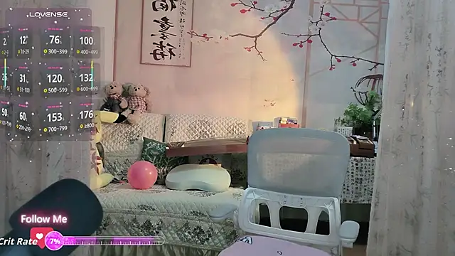 Snapshot of Lisa-s chatting on 10-10-25, 01:15 Lisa-s online show from 10-10-25, 01:15