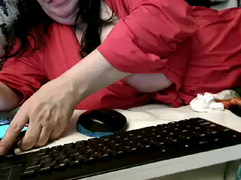 WHITEDAROSE online show from 01-20-25, 05:27