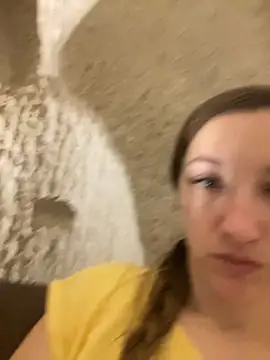 KateRedgar online show from 10-19-25, 06:58