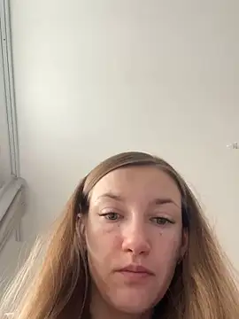 KateRedgar online show from 03-25-26, 08:42