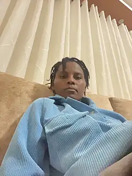 Snapshot of monic421 chatting on 01-05-26, 06:00 monic421 online show from 01-05-26, 06:00