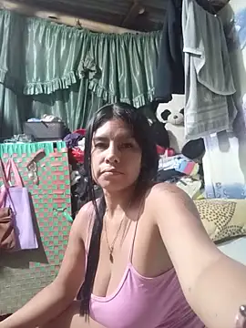 Snapshot of Alanagracia chatting on 06-13-26, 12:52 Alanagracia online show from 06-13-26, 12:52