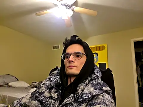 Migaruo online show from 03-25-26, 01:44