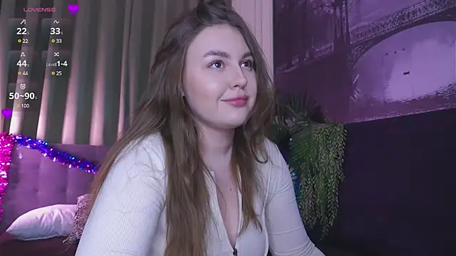 Snapshot of Mia__Peach chatting on 12-25-24, 10:27 Mia Peach online show from 12-25-24, 10:27