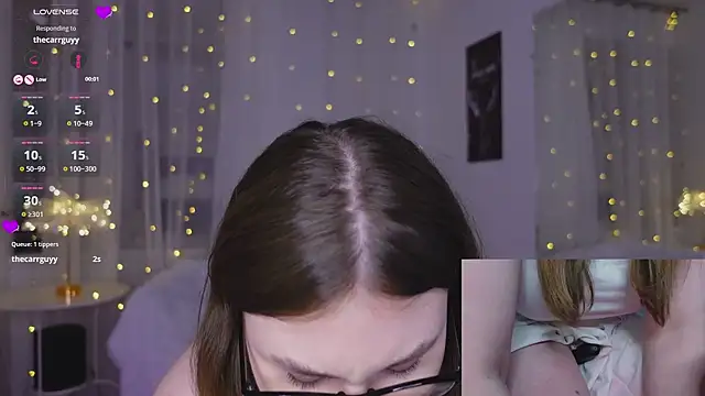 Snapshot of Mia__Peach chatting on 01-08-25, 11:21 Mia Peach online show from 01-08-25, 11:21