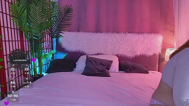 Snapshot of Mia__Peach chatting on 01-15-25, 08:58 Mia Peach online show from 01-15-25, 08:58