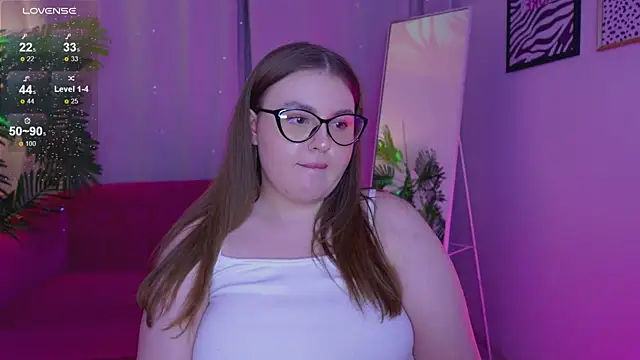 Snapshot of Mia__Peach chatting on 02-16-25, 05:04 Mia Peach online show from 02-16-25, 05:04