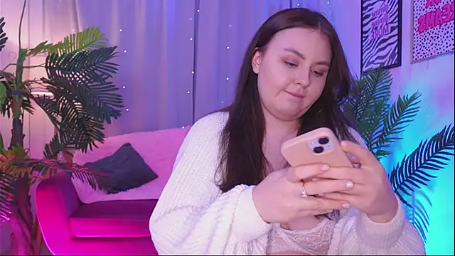 Snapshot of Mia__Peach chatting on 03-05-25, 09:15 Mia Peach online show from 03-05-25, 09:15