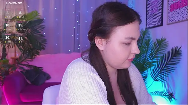 Snapshot of Mia__Peach chatting on 03-07-25, 01:20 Mia Peach online show from 03-07-25, 01:20