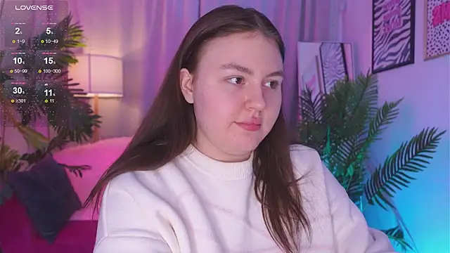 Snapshot of Mia__Peach chatting on 03-22-25, 02:47 Mia Peach online show from 03-22-25, 02:47