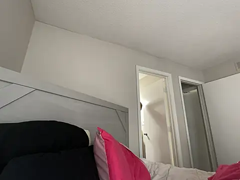 Snapshot of Badgirlbrittt chatting on 01-26-25, 04:41 Badgirlbrittt online show from 01-26-25, 04:41