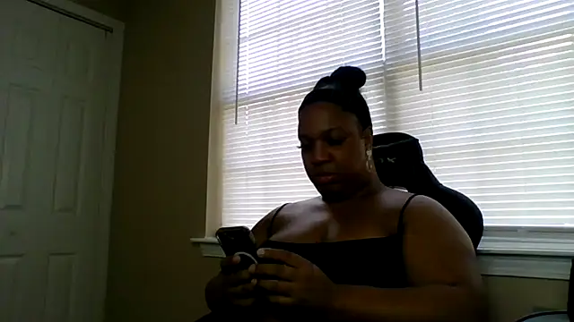 Snapshot of Badgirlbrittt chatting on 09-26-25, 03:05 Badgirlbrittt online show from 09-26-25, 03:05
