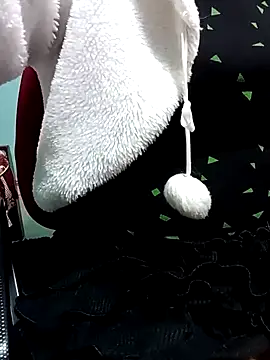 Tuo8702 online show from 03-17-25, 06:11