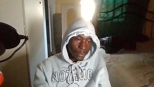 Snapshot of SmallGoodNutts chatting on 09-21-25, 08:16 SmallGoodNutts online show from 09-21-25, 08:16