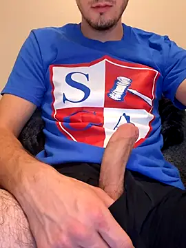 Snapshot of TheBestbrando88 chatting on 10-27-25, 03:54 TheBestbrando88 online show from 10-27-25, 03:54