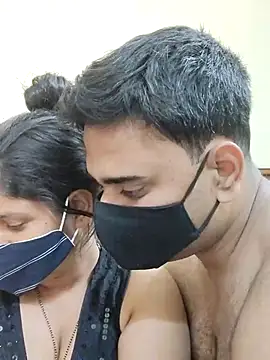 IND COUPLE1 online show from 02-14-25, 03:33