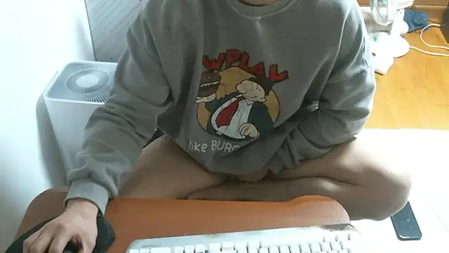 Snapshot of Stellan_0412 chatting on 02-03-26, 04:54 Stellan 0412 online show from 02-03-26, 04:54