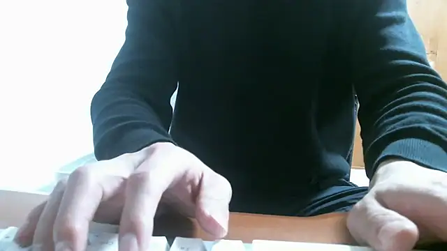 Stellan 0412 online show from 03-06-26, 05:42