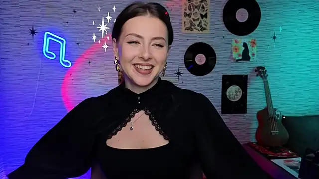 Snapshot of GloriaElmer chatting on 12-04-24, 06:28 GloriaElmer online show from 12-04-24, 06:28