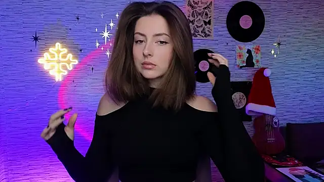 Snapshot of GloriaElmer chatting on 12-10-24, 09:44 GloriaElmer online show from 12-10-24, 09:44