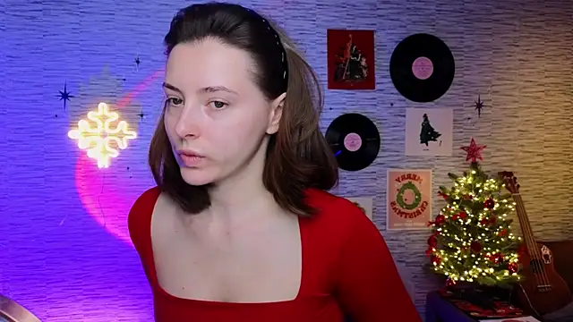 Snapshot of GloriaElmer chatting on 12-27-24, 06:35 GloriaElmer online show from 12-27-24, 06:35