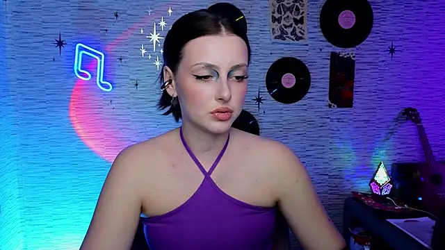 Snapshot of GloriaElmer chatting on 02-26-25, 06:37 GloriaElmer online show from 02-26-25, 06:37