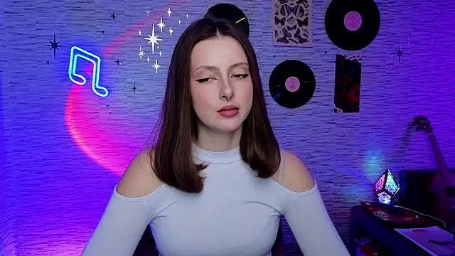 Snapshot of GloriaElmer chatting on 02-27-25, 09:54 GloriaElmer online show from 02-27-25, 09:54