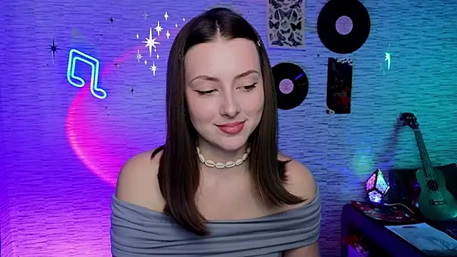 Snapshot of GloriaElmer chatting on 03-20-25, 06:41 GloriaElmer online show from 03-20-25, 06:41