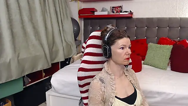 Snapshot of kellyterapy chatting on 04-20-26, 11:06 kellyterapy online show from 04-20-26, 11:06
