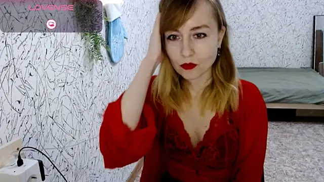 Snapshot of Athena_Richards chatting on 02-13-26, 02:46 Athena Richards online show from 02-13-26, 02:46